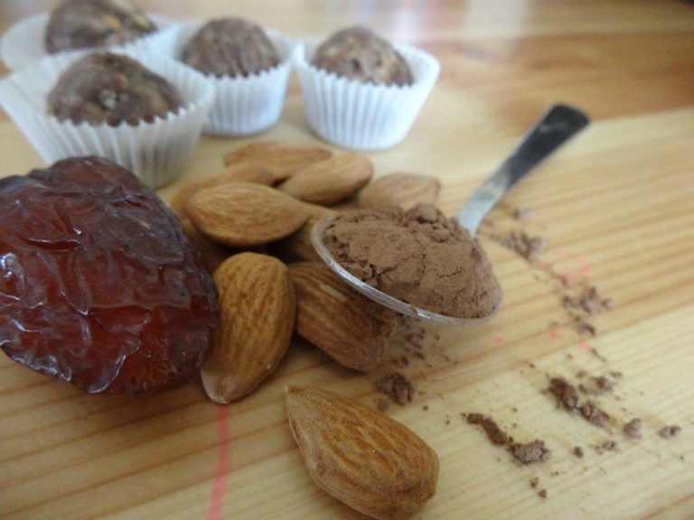 Recette : Petites friandises aux dattes