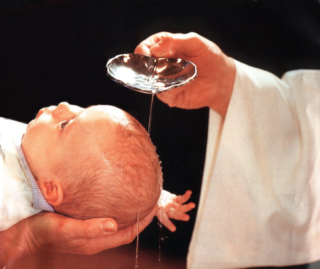 Rêves : Que signifie rêver de baptême?