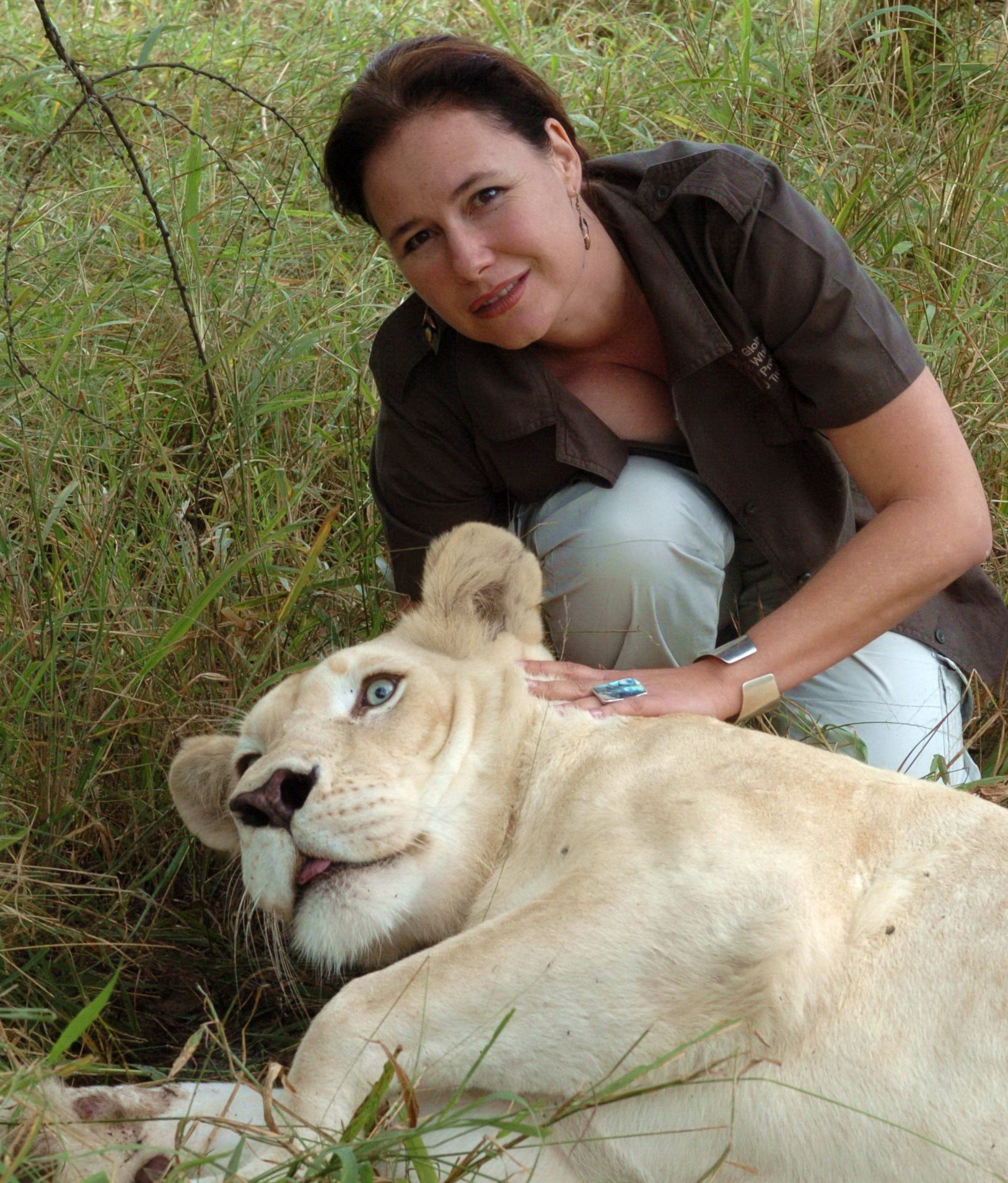 Linda Tucker : une femme de cœur au secours des lions blancs