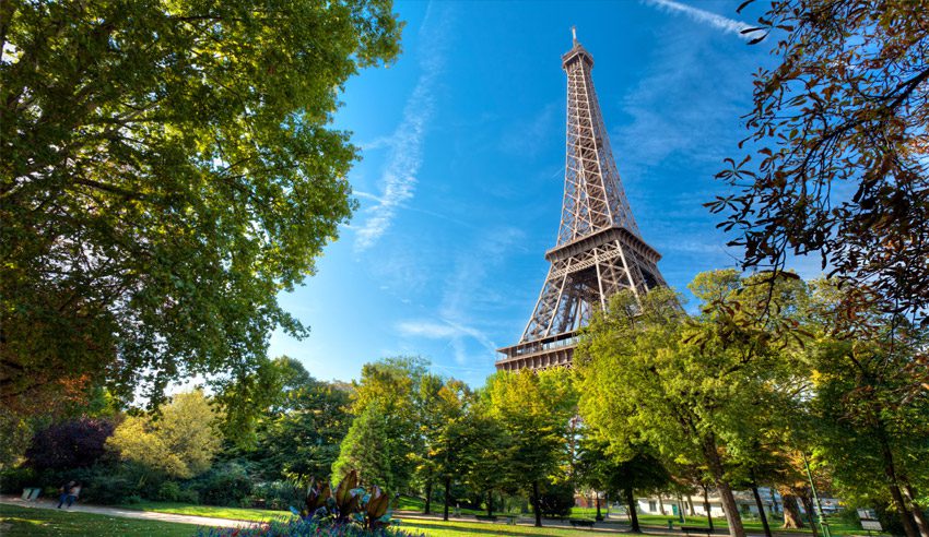 Écologie : la Tour Eiffel montre l’exemple